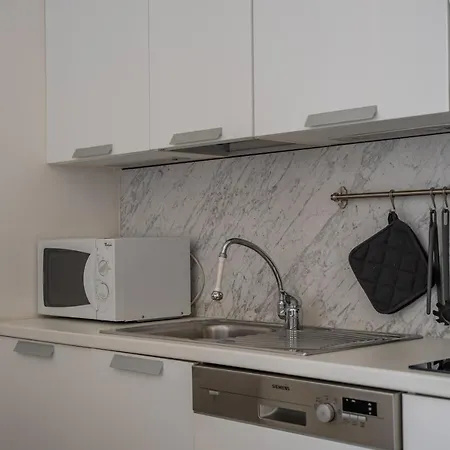 Central - Luxury Spot *